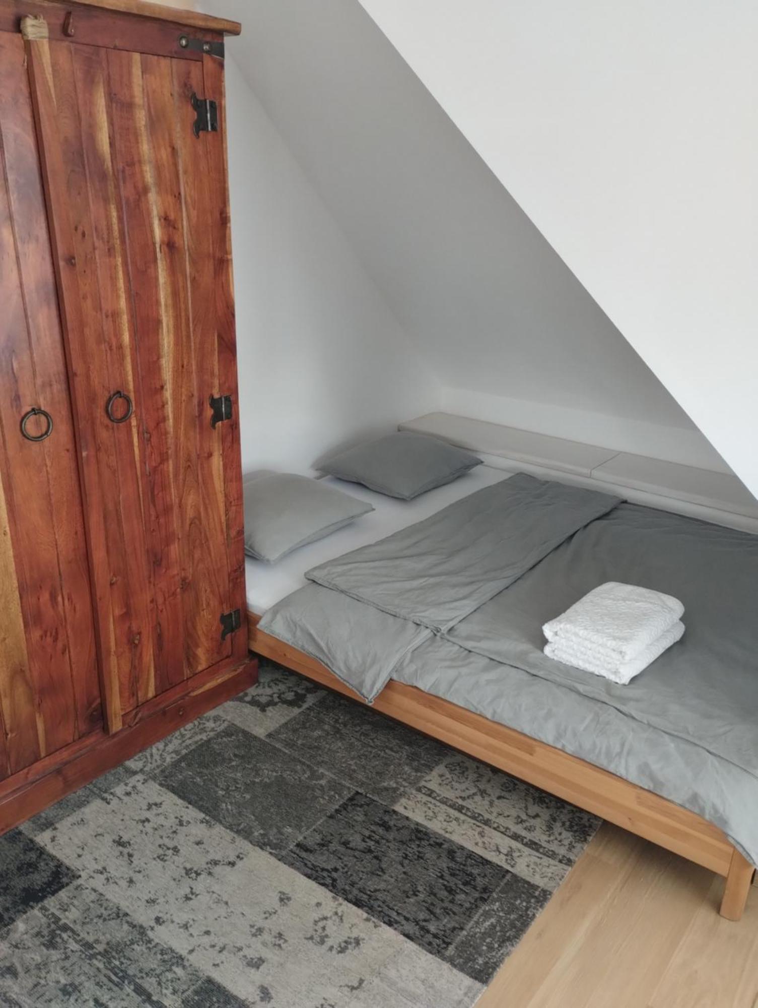 Attic Apartment Catnip Bratislava Eksteriør bilde